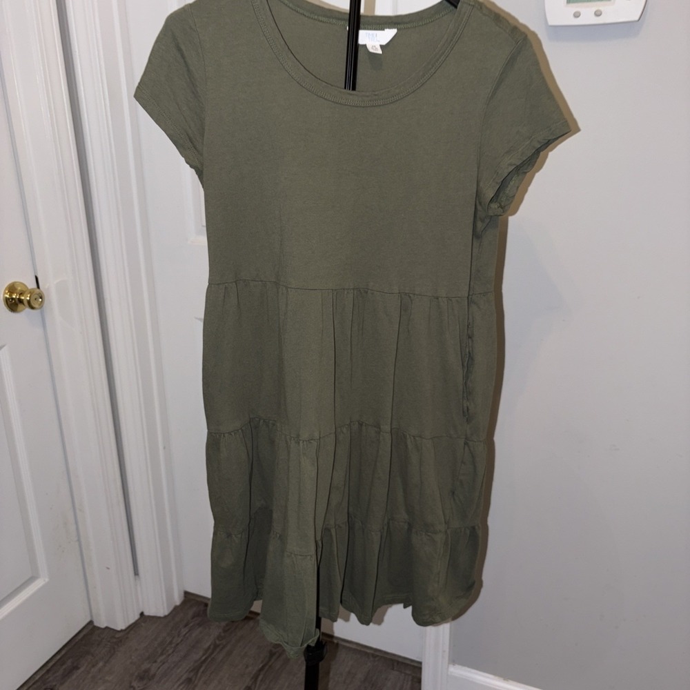 Time and Tru Women's Tiered Cotton‎ Mini Swing Dress XS Olive Green Flouncy EUC